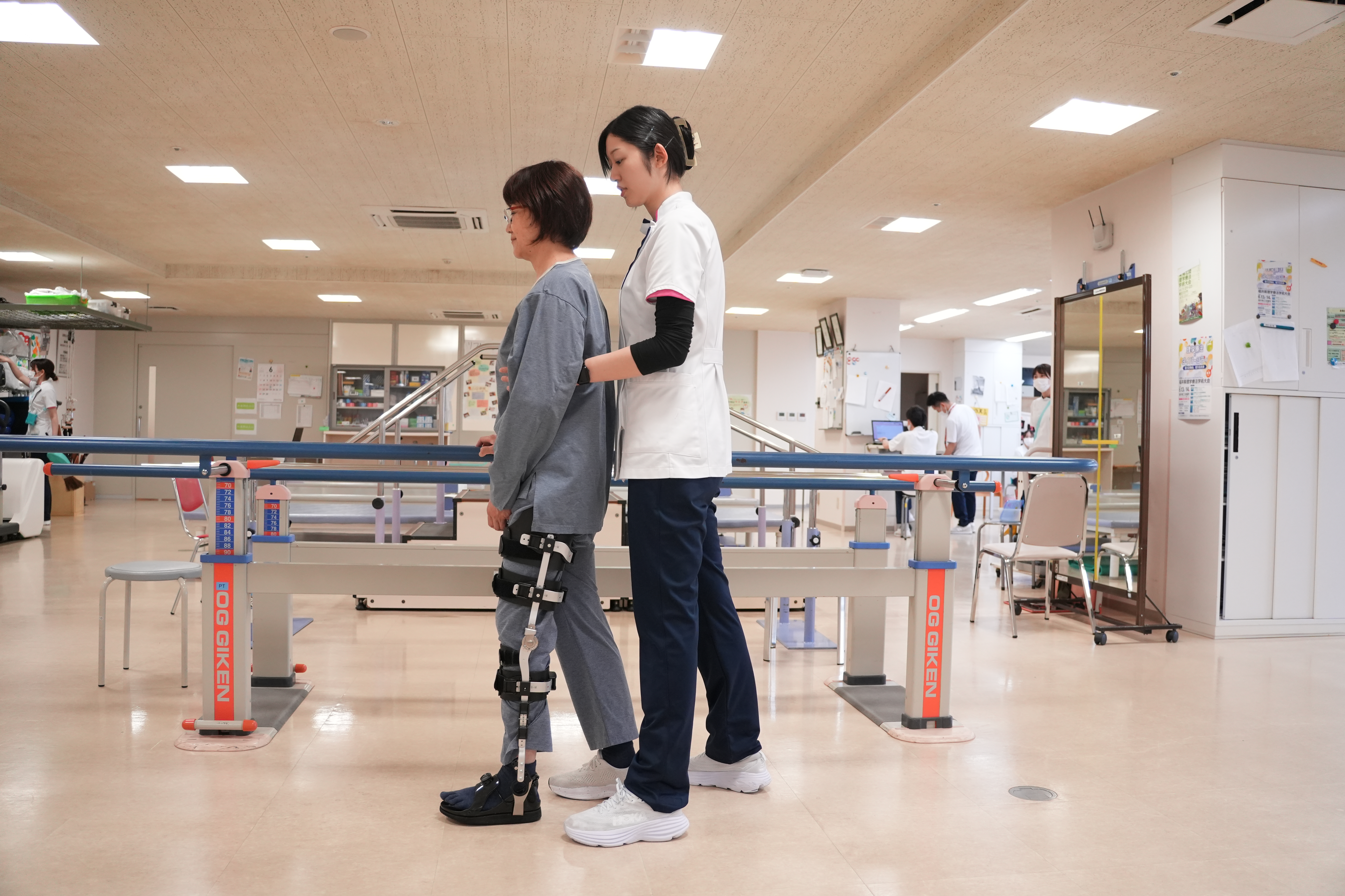 モジュラーレッグブレース［ネオ］ 長下肢装具